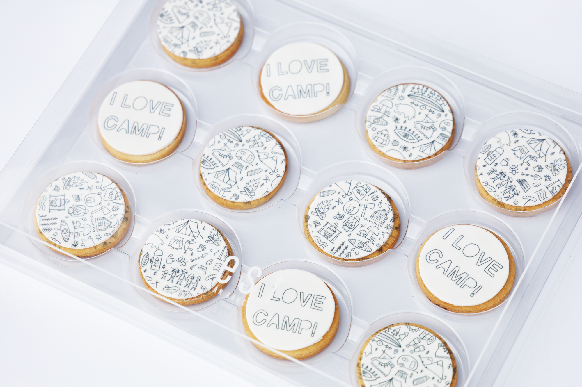 I Love Camp! Color Your Own Cookie Set