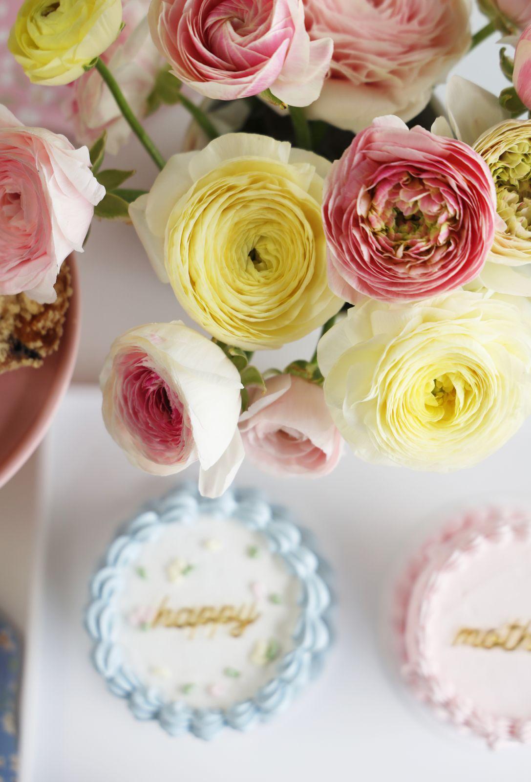Happy Mother's Day Ditsy Floral Collection Set of 3 Mini Cakes