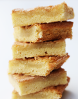 Homestyle Vanilla Cinnamon Cake Bar 9x13