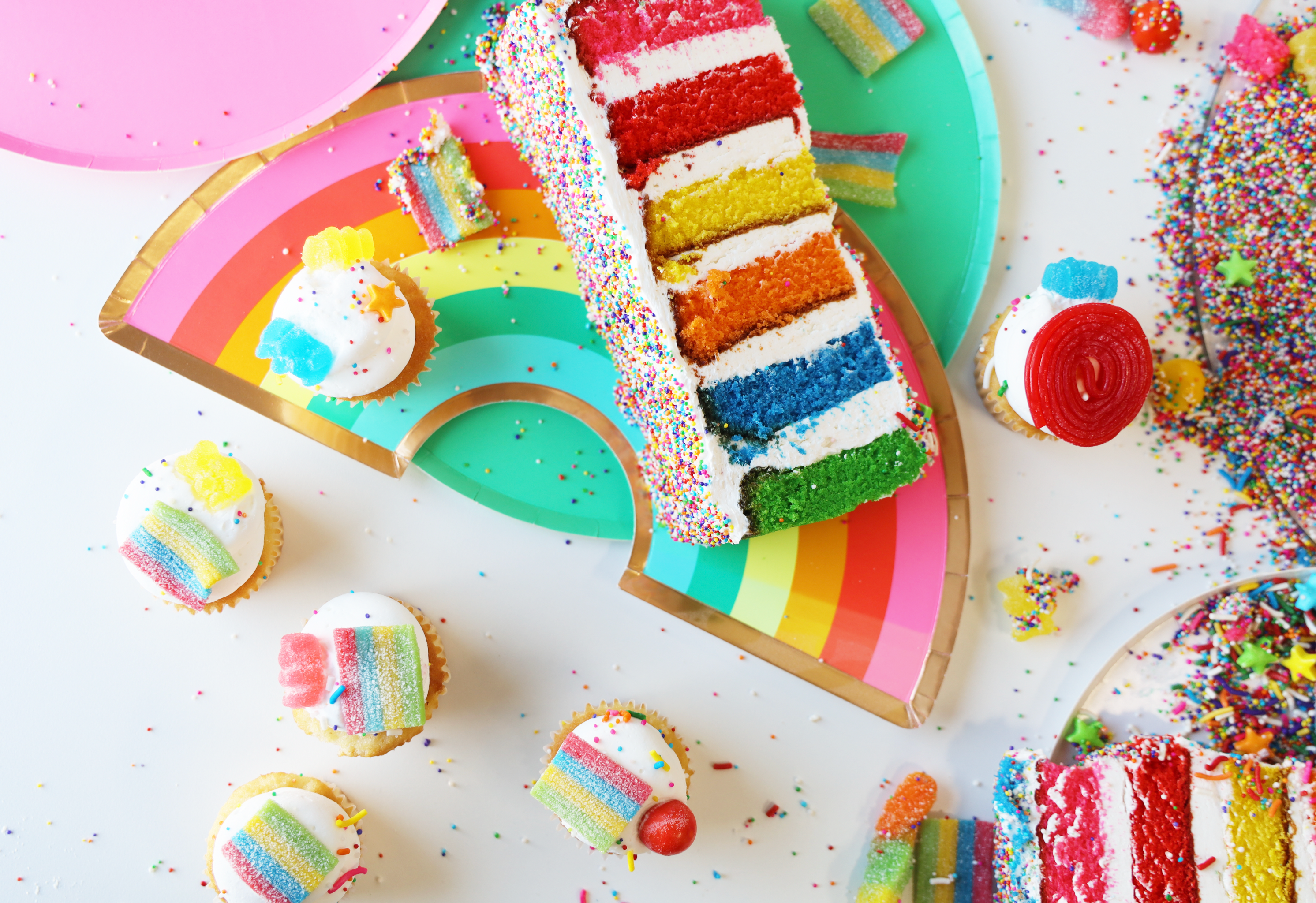 24 Mini Candy Cupcakes