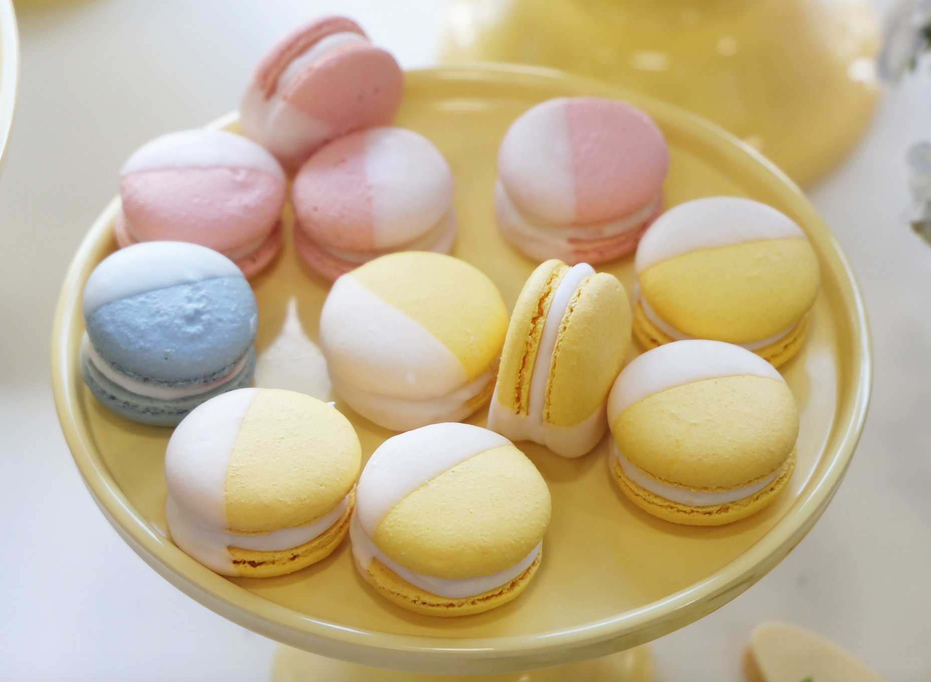 Zest Flower Shop Macarons – ZestBakeshop