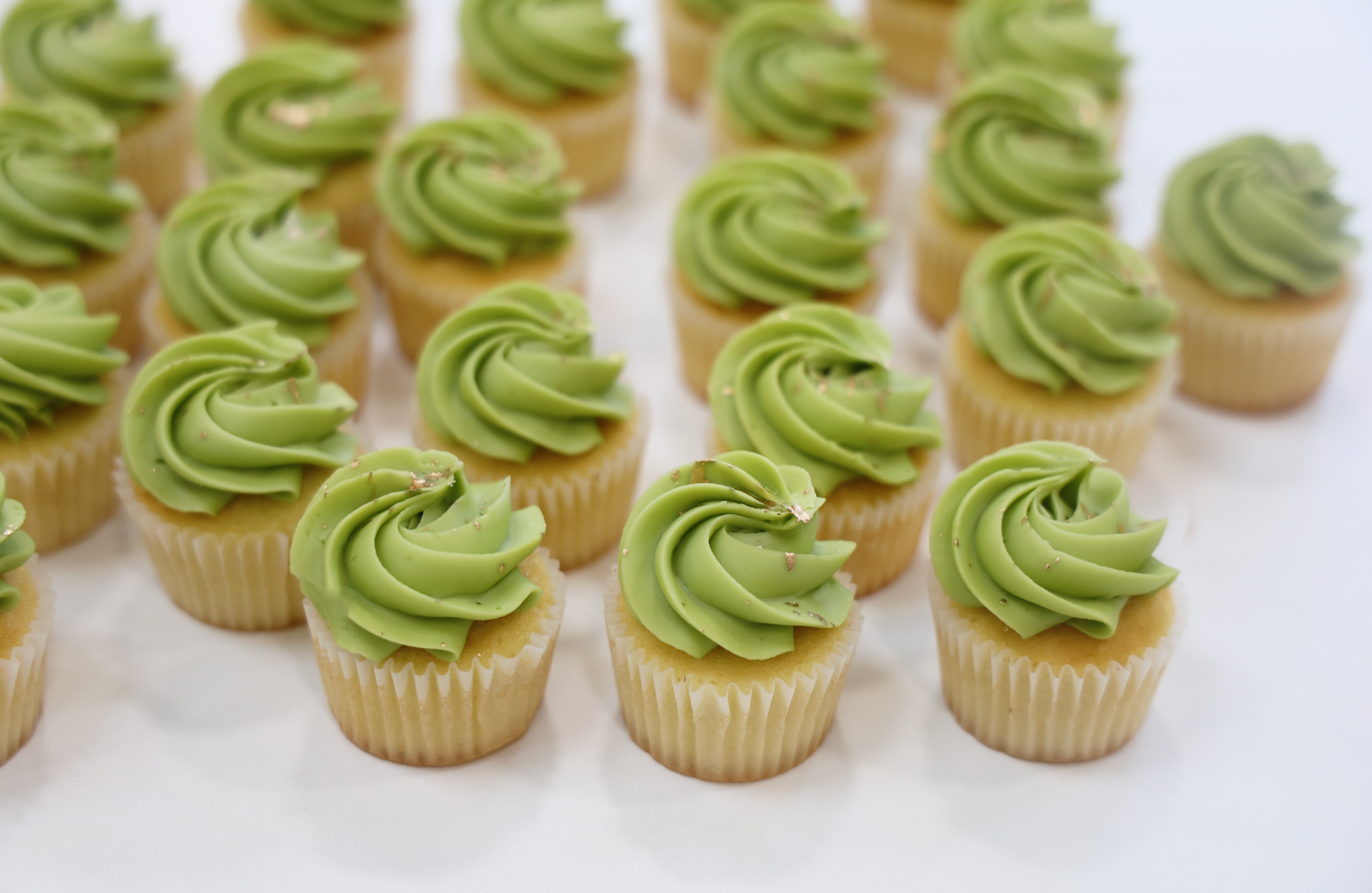 Gyufise Lot De 24 Décorations Pour Cupcakes Masqués - Rose à Paillettes - Pour Enterrement De Vie De Jeune Fille, Fête Prénatale, Fête D'anniversaire