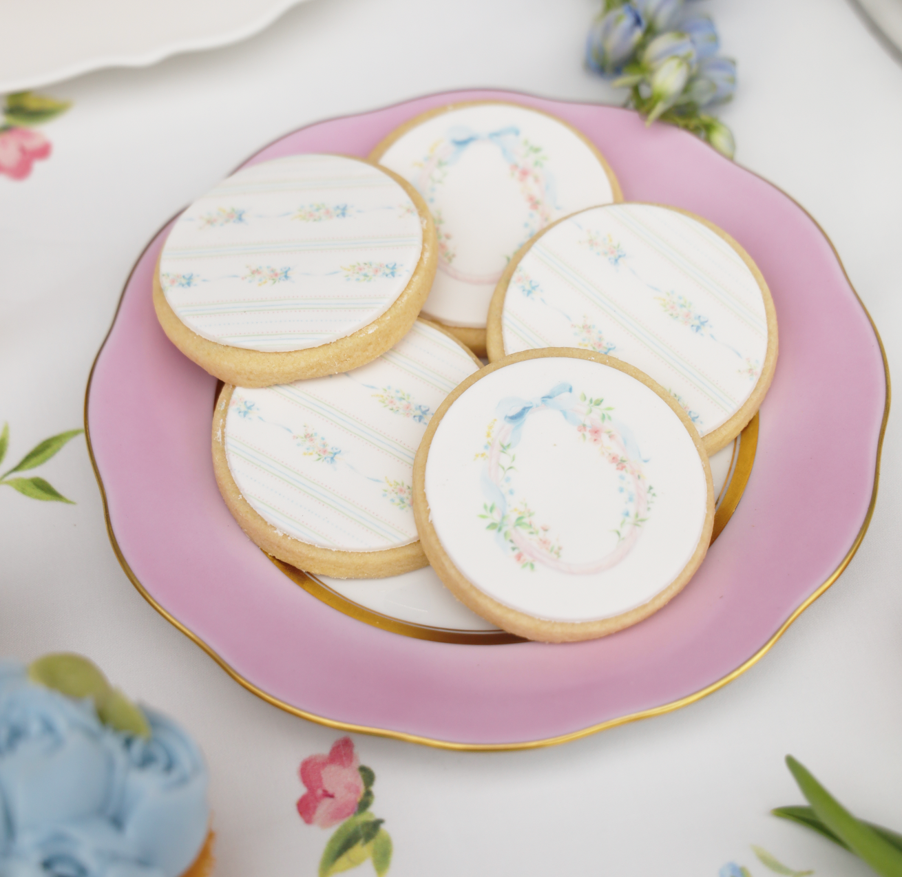 Scattered Blooms + Bow Round Cookies Set (12)