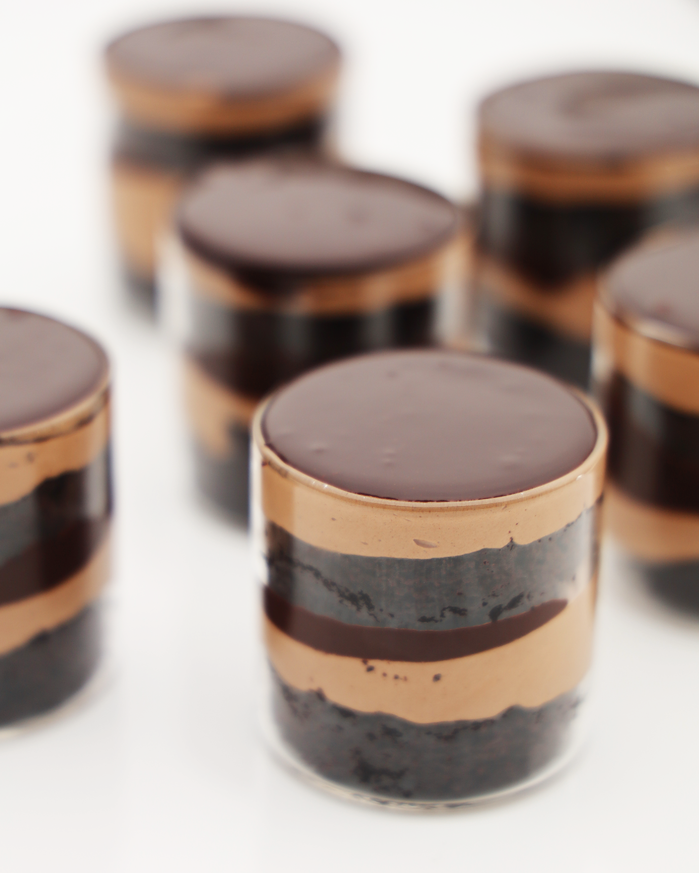 Individual Chocolate Mousse Layer Cake Glass (6)