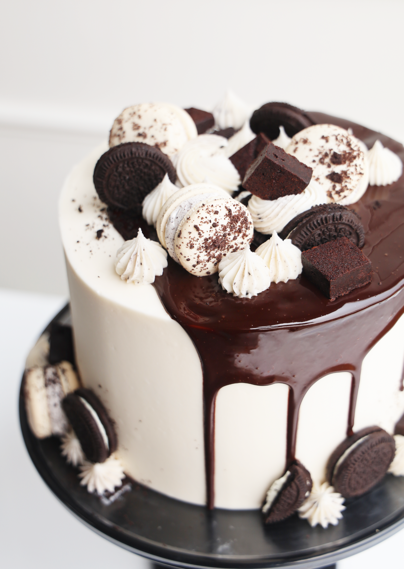 Overloaded Oreo Chocolate Elegant Celebration Cake