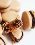 Double Chocolate Caramel Macaron Set (12)