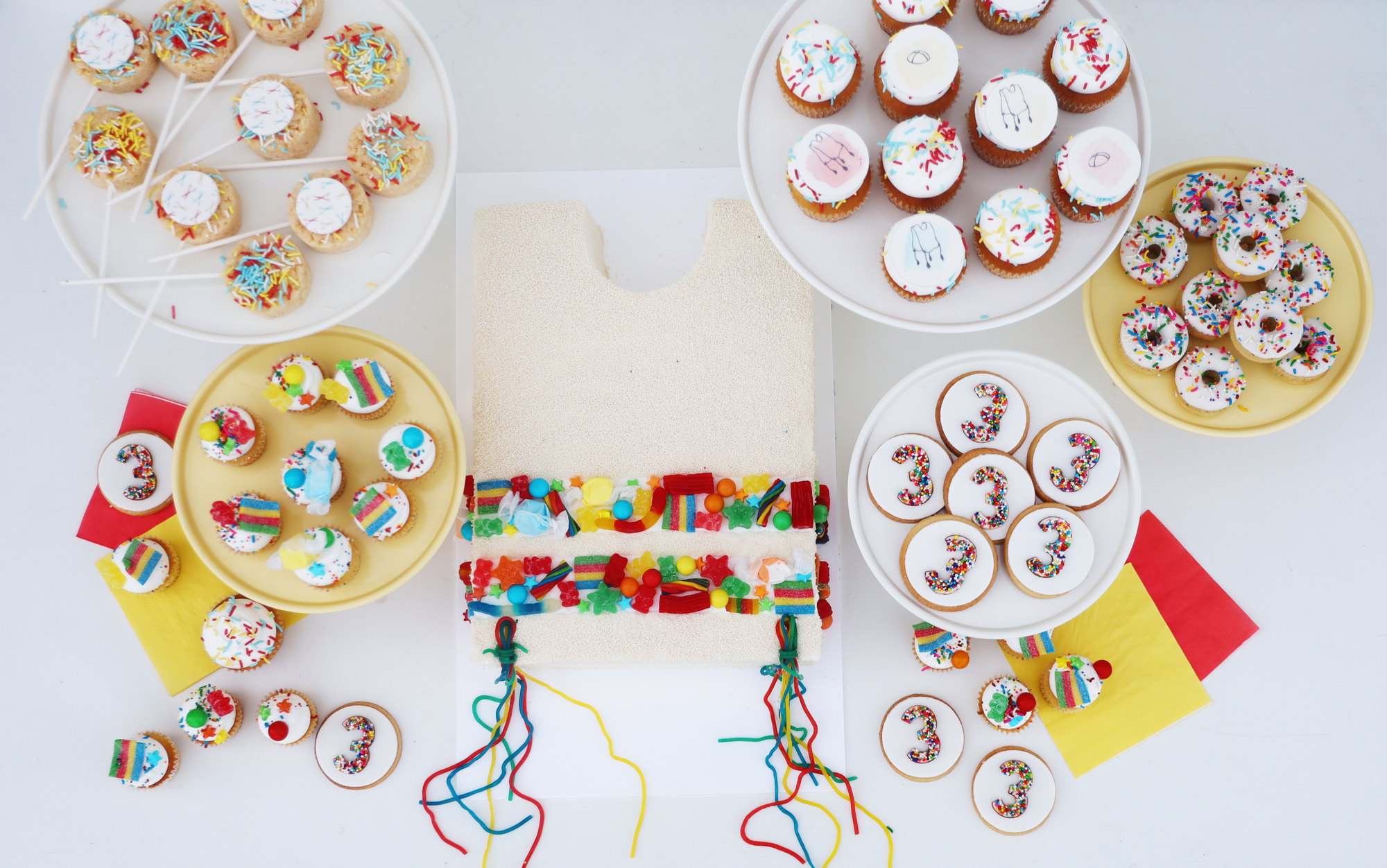 Tzitzis and Yamulke Bright Colors Cupcakes