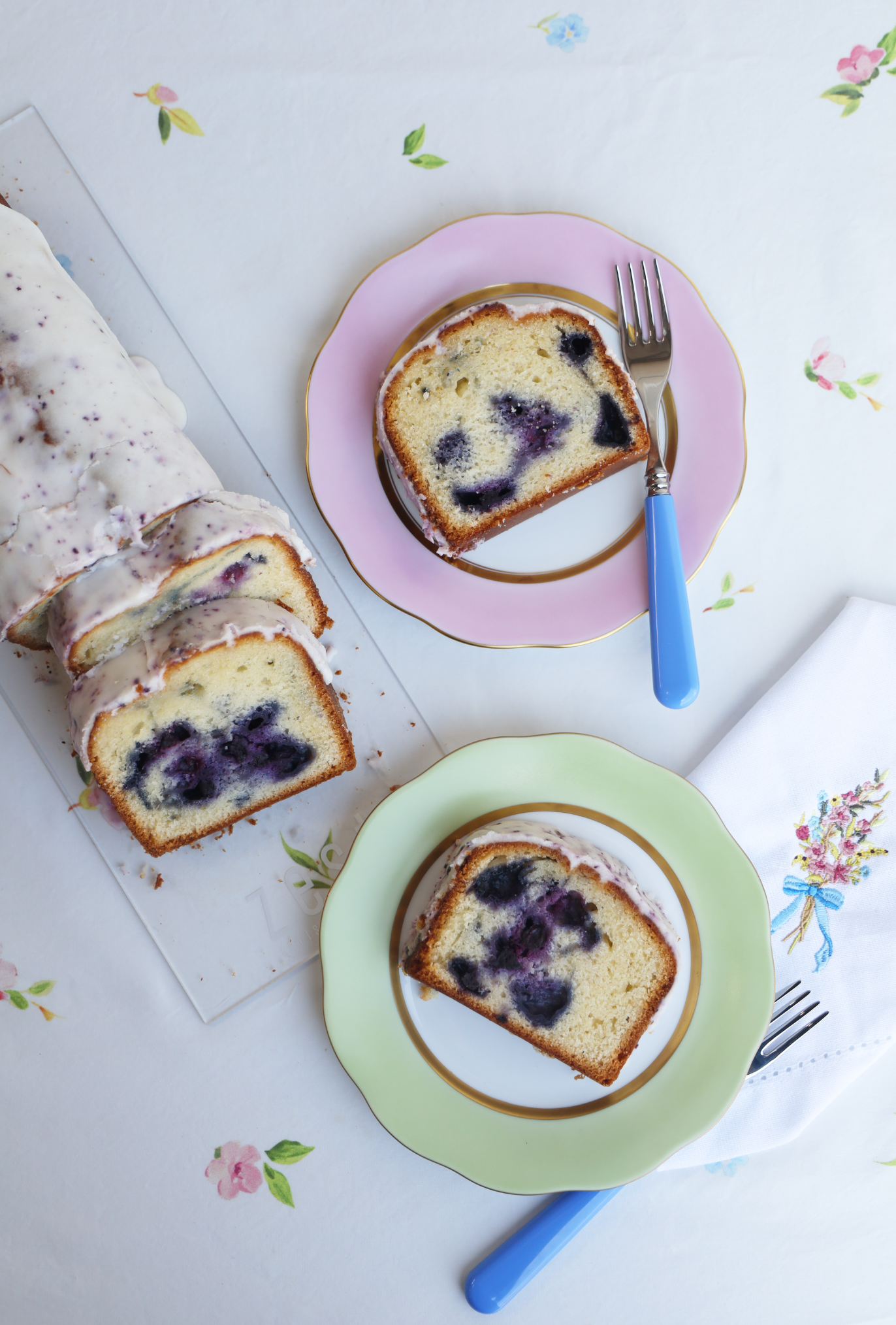 Blueberry Glazed Log Cake