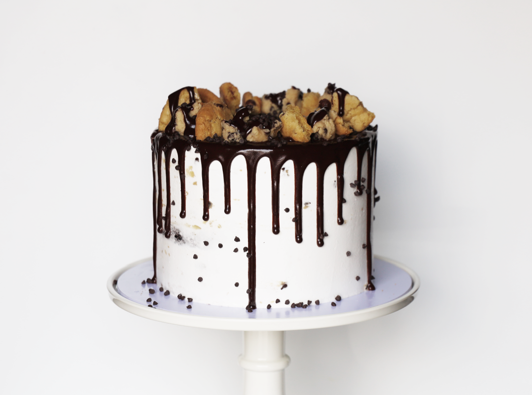 Holiday Recipe: Mondelez OREO Cookie Celebration Cake